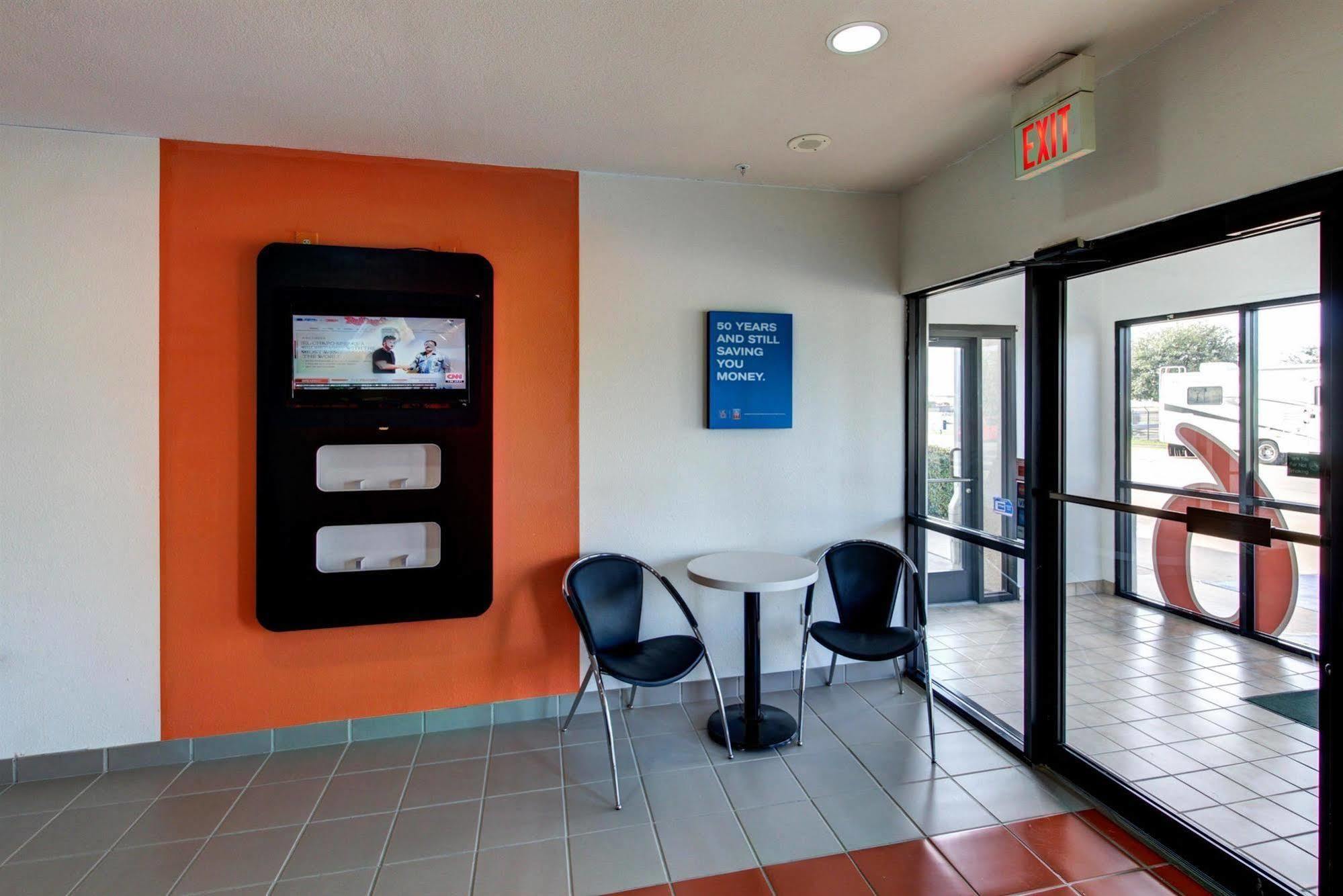 Motel 6 Waco - Woodway 외부 사진